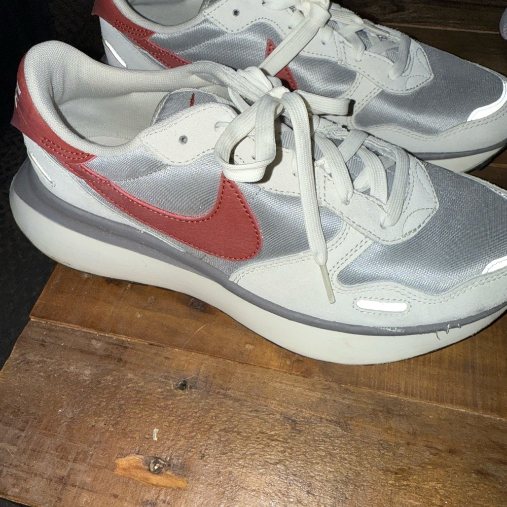 Nike Red and Gray Sneaker Phoenix Waffle